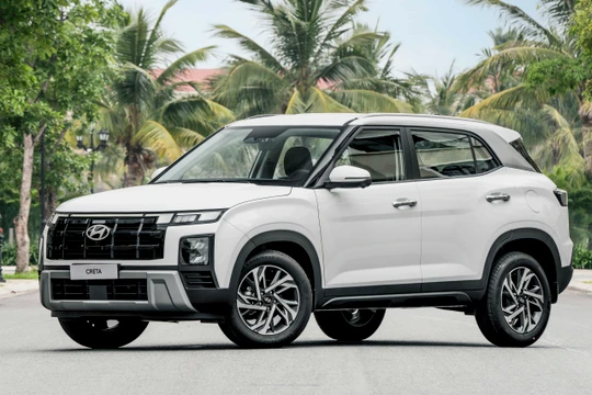 Hyundai Creta 2025 mới rẻ hơn 20 triệu đồng, "đấu" Seltos, Yaris Cross và HR-V