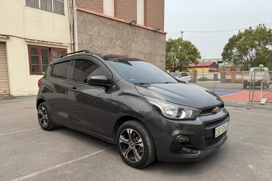 Tầm tiền 170 triệu đồng có nên mua Chevrolet Spark Van 2016?