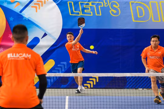 Hàng trăm thành viên diễn đàn ô tô lớn nhất Việt Nam tranh tài tại giải Pickleball