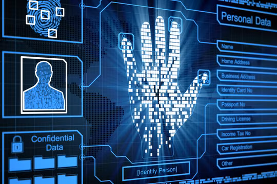 Thông tin cá nhân được rao bán công khai, tràn lan trên mạng. 