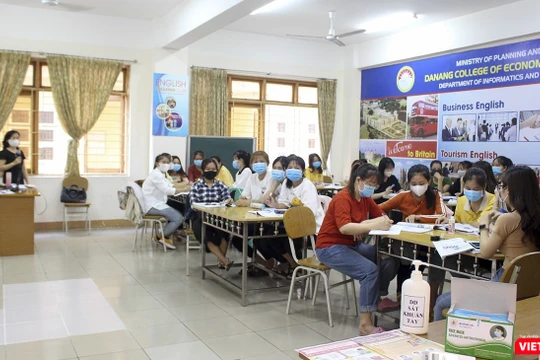 Bộ Y tế yêu cầu thực hiện tốt công tác phòng dịch trong kỳ thi tốt nghiệp THPT 2020. Ảnh minh họa: Xuân Mai.