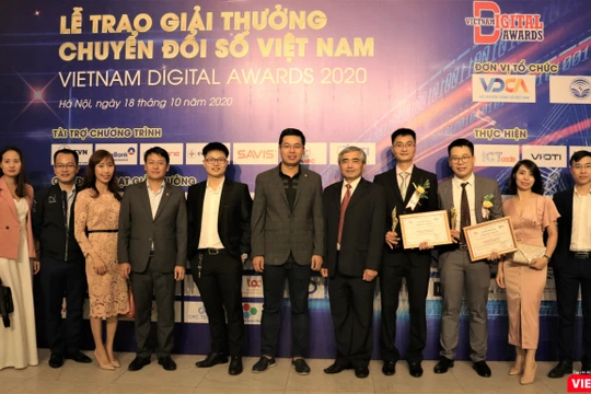 Các doanh nghiệp khẳng định quyết tâm chuyển đổi số toàn diện.