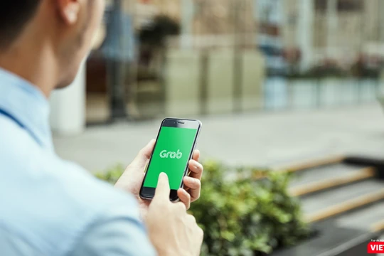 Grab phối hợp với Ban Quản lý An toàn thực phẩm (ATTP) TP. HCM, đảm bảo cam kết về ATTP từ sản xuất, chế biến đến vận chuyển, tiêu thụ.