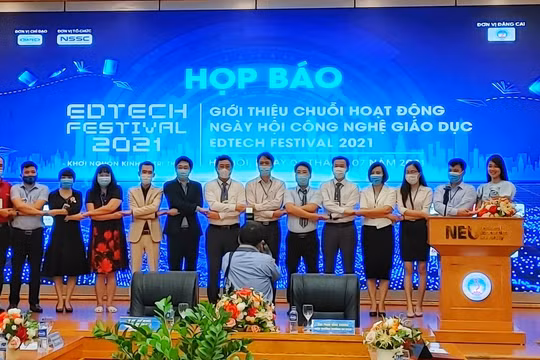 Ban tổ chức sự kiện.