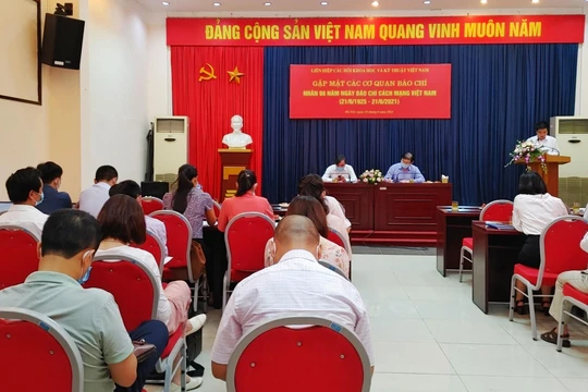 Hội nghị gặp mặt báo chí LHHVN nhân kỷ niệm 96 năm ngày Báo chí Cách mạng Việt Nam.