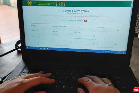 Khai báo y tế kết nối với cơ sở dữ liệu dân cư.