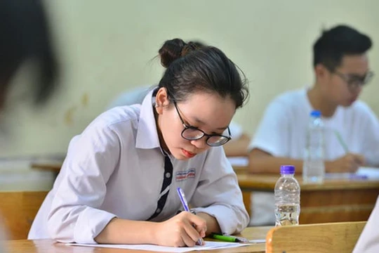 Các thí sinh tham dự thi tốt nghiệp THPT 2020. Ảnh minh họa: Internet