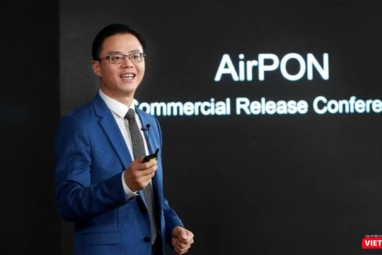 Giải pháp AirPON đầu tiên được Huawei ra mắt vào tháng 2/2020 và bản thương mại được công bố ngày 7/9/2020.