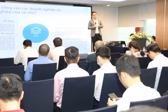 Toàn cảnh sự kiện.