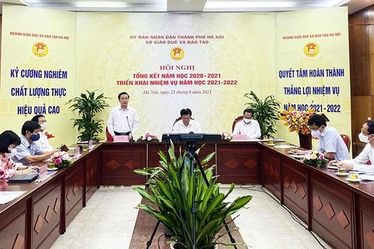 Phó Chủ tịch UBND TP.Hà Nội Chử Xuân Dũng phát biểu tại hội nghị. Ảnh: Cổng thông tin điện tử Hà Nội.