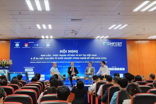 Lễ ra mắt CLB Đầu tư Khởi nghiệp Công nghệ số trong khuôn khổ TECHFEST 2020.