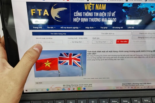 Cổng hông tin điện tử về các Hiệp định Thương mại Tự do của Việt Nam tại địa chỉ https://fta.moit.gov.vn/.