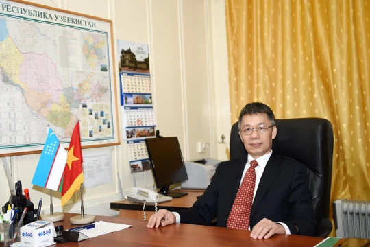 Đại sứ Phạm Văn Phảo