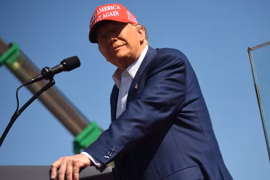 Ông Trump tuyên bố không tranh cử năm 2028 nếu thua bà Harris vào tháng 11 này (Ảnh: NYP)