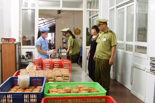 Đoàn thanh tra ATTP tại tỉnh Quảng Ninh.