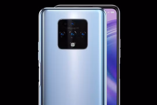 Tecno Camon. Ảnh: Android Authority