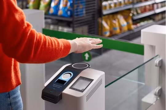 Hệ thống thanh toán tự động của Amazon sẽ được ra mắt tại các siêu thị lớn. Ảnh: Sina