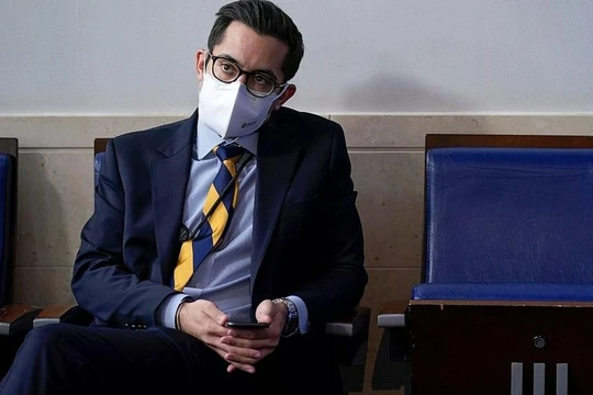 Trợ lý báo chí Nhà Trắng Tj Ducklo. Ảnh: AP.