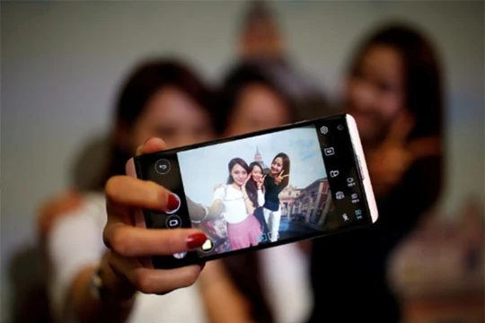 Camera của LG V20 (ảnh: Business Insider)