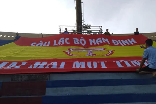 Nam Định- Mãi mãi một tình yêu. Ảnh Hội CĐV Nam Định.