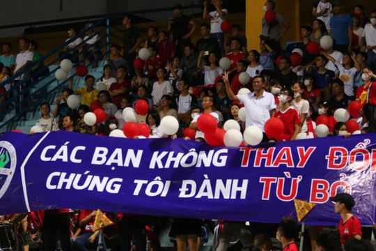 Đá cho vui nhưng phải thắng. Ảnh VietTimes.