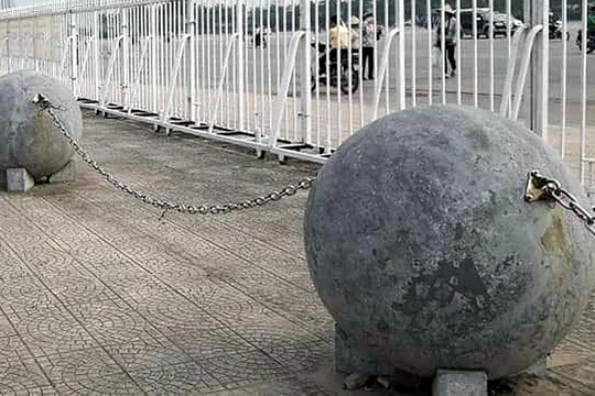 Sau khi dời quả bóng xích ngoài sân Mỹ Đình, đội tuyển Việt Nam chúng ta có mạch 13 trận không thua (10 thắng, 3 hòa). Ảnh AT