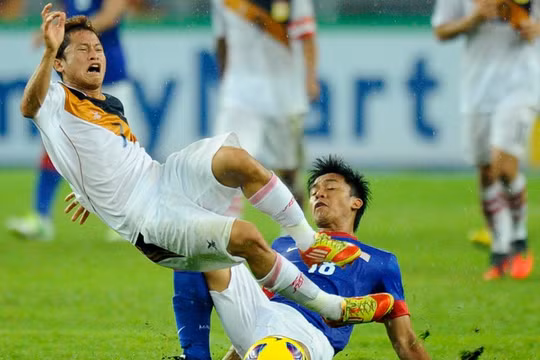 Soukaphone Vongchiengkham là cầu thủ hiếm hoi của Lào thi đấu ngoài lãnh thổ quốc gia. Ảnh: Laos Update.