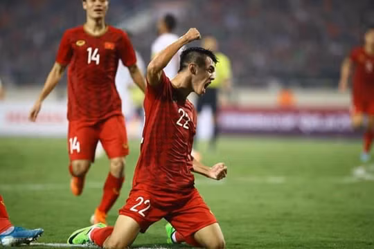 Tiến Linh là cầu thủ xuất sắc nhất trận đấu. Ảnh TH