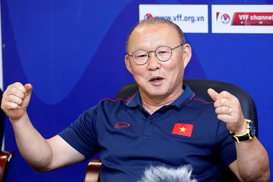 Ông Park đầy tự tin bước vào trận chung kết (ảnh VFF)