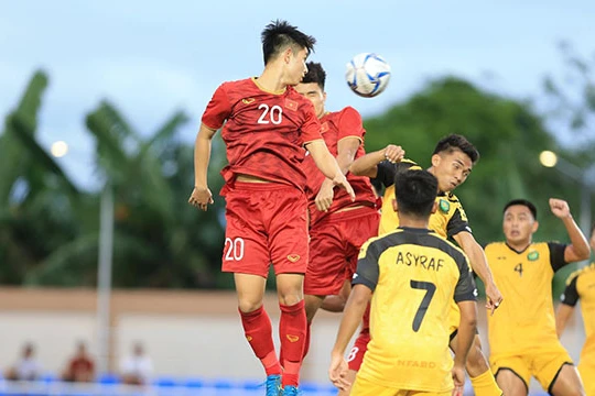 Chúng ta đã thắng đậm U22 Brunei 6-0 ngày ra quân. Ảnh Đức Cường