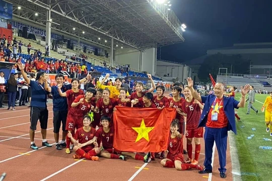 Đội tuyển nữ vô địch SEA Games lần thứ 6. Ảnh VFF.