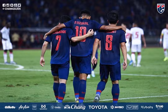 Bộ ba tấn công "khủng" của ĐT Thái Lan. Ảnh FAT 