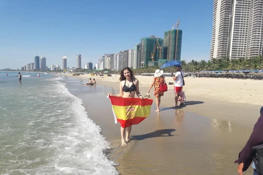 Hơn 500 CĐV thành Nam đã có mặt ở Đà Nẵng. Ảnh CĐV Nam Định