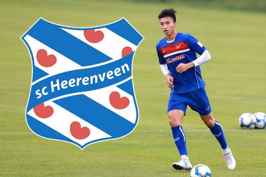 Các nhà báo thể thao Việt Nam cũng bất ngờ bởi bầu Hiển khá kín thương vụ triệu USD với giới truyền thông. Ảnh HNFC.