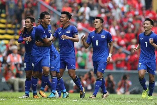 Trưởng đoàn bóng đá Thái Lan Kosin khẳng định: “Thái Lan sẽ bảo vệ thành công tấm HCV SEA Games 30”. Ảnh Changsuek