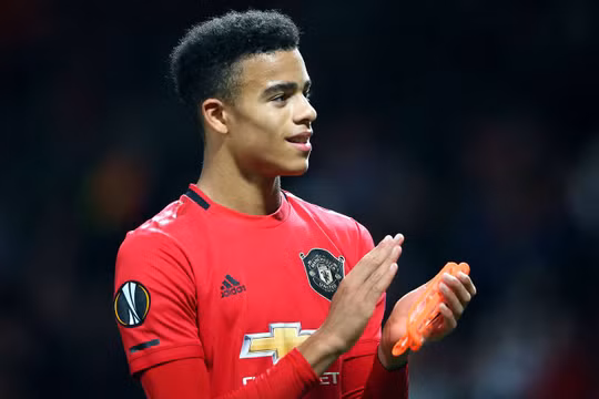 Được đá vị trí tiền vệ phải sở trường trong đội hình 4-2-3-1, tiền đạo người Anh sinh năm 2001 đã không không phụ sự tin tưởng của Ole Solskjaer. Ảnh MU