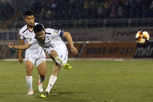 "Cánh én" Xuân Trường không làm nên "mùa xuân". Ảnh VPF.