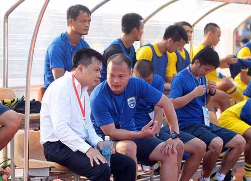 HLV Hoàng Thanh Tùng - “Cascadeur” sân cỏ chuyên nghiệp