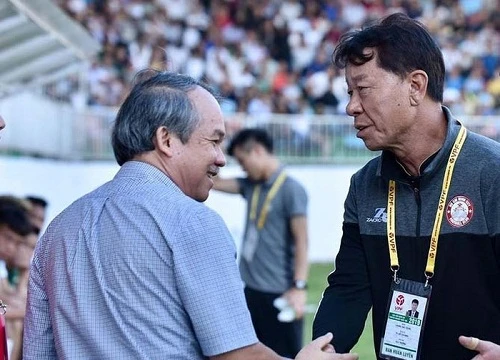 HLV Chung Hae-soung của TP.HCM được đánh giá cao, đưa đội chủ sân Thống Nhất cán đích vị trí Á quân. Ảnh HAGL FC.