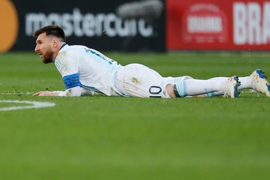 Có lẽ Messi và các cầu thủ Argentina phải nên tự trách mình (ảnh AP)