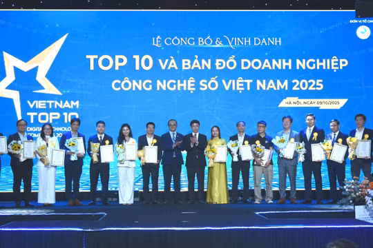 Các doanh nghiệp được vinh danh tại sự kiện.