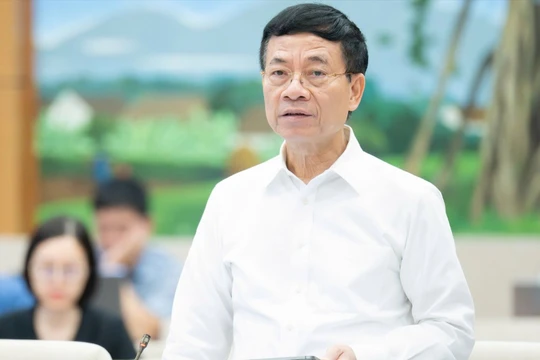 Bộ trưởng Bộ KH&CN Nguyễn Mạnh Hùng giải trình về dự án Luật Công nghệ cao (sửa đổi).