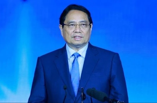 Thủ tướng đề nghị doanh nhân trẻ ứng dụng AI, dữ liệu lớn, bán dẫn vào sản xuất, kinh doanh