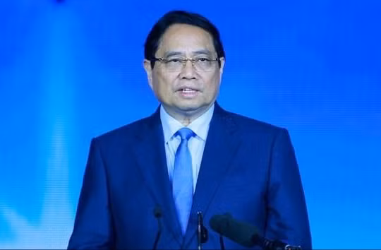 Thủ tướng đề nghị doanh nhân trẻ ứng dụng AI, dữ liệu lớn, bán dẫn vào sản xuất, kinh doanh