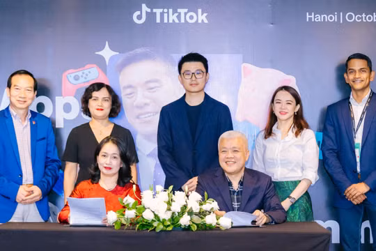 TikTok và Trung tâm Chuyển đổi số trực thuộc Bộ Văn hóa, Thể thao và Du lịch Việt Nam ký kết Biên bản ghi nhớ về hỗ trợ doanh nghiệp, thúc đẩy giao lưu văn hóa.