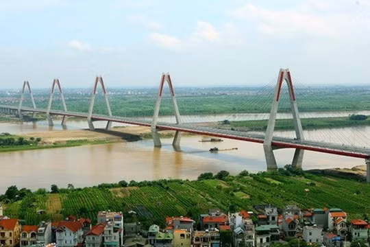 UBND TP. Hà Nội liên tục yêu cầu các sở, ngành cung cấp hồ sơ, tài liệu cho các nhà đầu tư để lập quy hoạch hai bên sông Hồng.