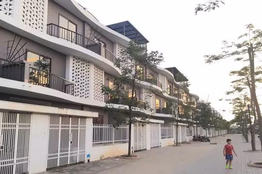 Nguồn cung bất động sản Tp. HCM đang giảm mạnh.