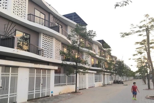 Nguồn cung bất động sản Tp. HCM đang giảm mạnh.