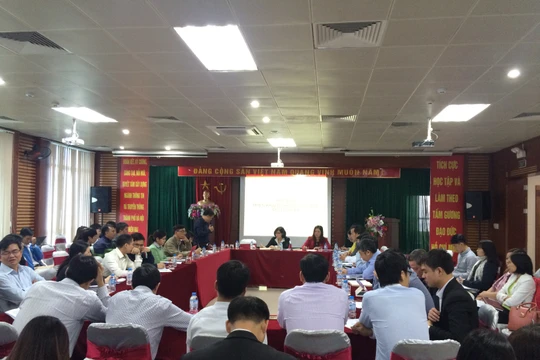 Hội nghị triển khai dịch vụ công trực tuyến mức độ 3 diễn ra ngày 2/11.