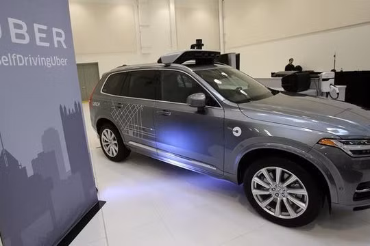 Chiếc xe tự hành Volvo XC90 của hãng Uber - Ảnh: Reuters